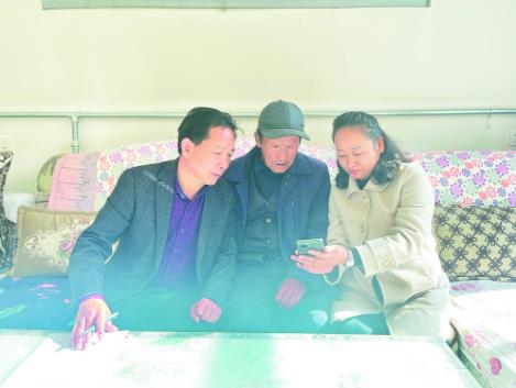 【鞏固拓展脫貧攻堅成果同鄉村振興有效銜接·進行時·駐村干部風采】萬家坪村來了個“女強人”——記西寧市湟中區海子溝鄉萬家坪村駐村工作隊員郭增霞