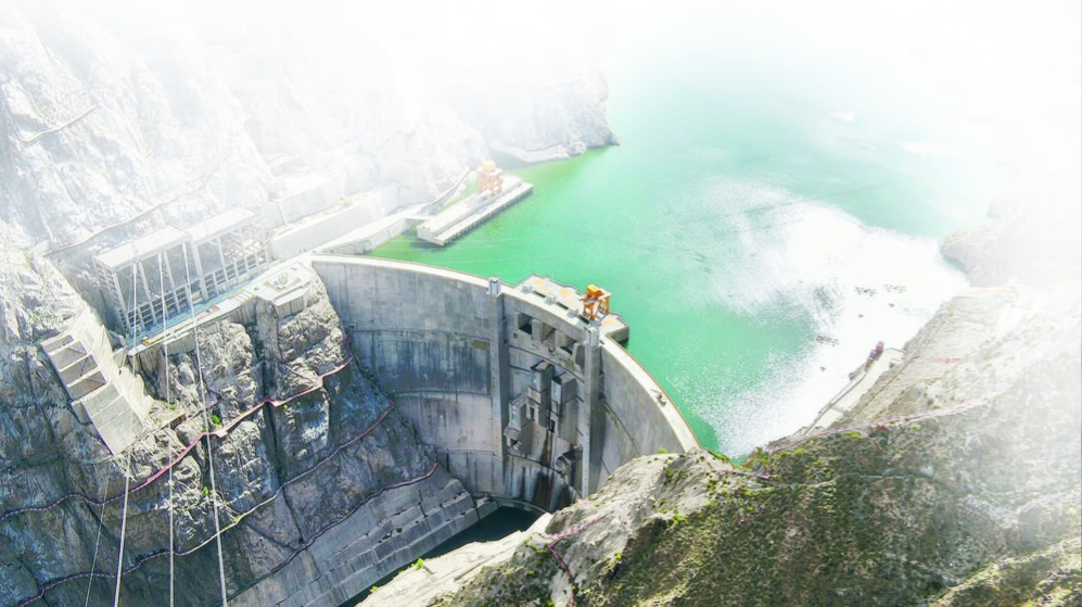 【迎接全省兩會·今日視點】 峰回路轉“謀”轉型 柳暗花明向“綠”行