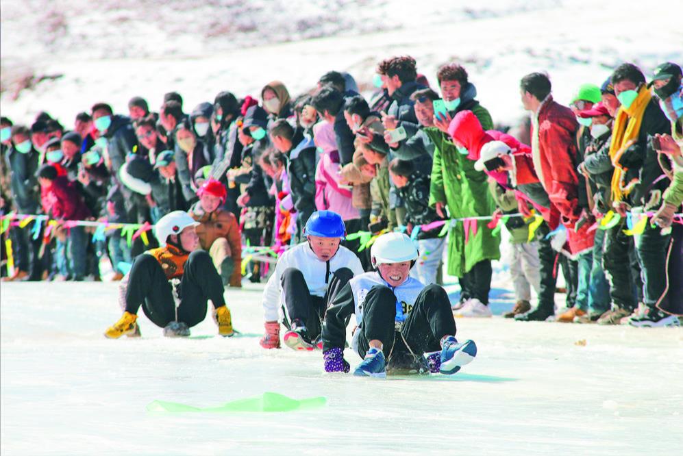 �ຣ���t��ȼ���ѩ�����������Ļ�ʢ��