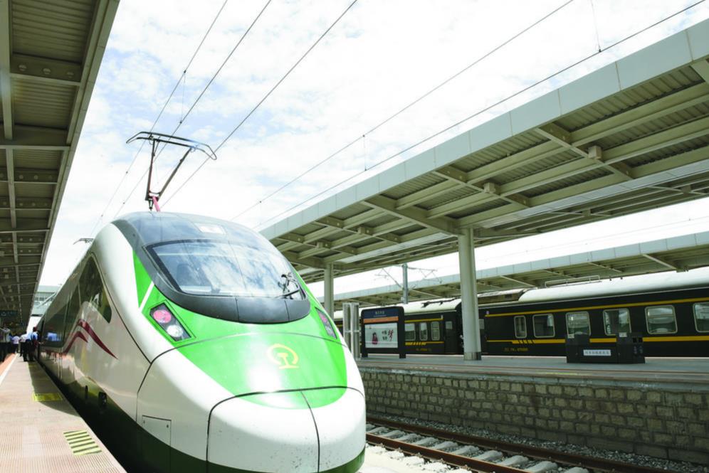 【筑夢現代化 共繪新圖景·兩會特刊·青報觀察】百舸爭流,經濟高質量發展奮楫揚帆——牢記囑托、感恩奮進,書寫好中國式現代化青海篇章系列述評之二