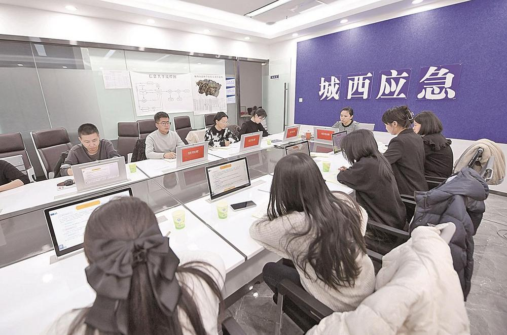 ������(m��ng)�F(xi��n)���� ���L�D�����ɕ�(hu��)�ؿ������M(j��n)�ຣ���l(f��)չ���h�����I(l��ng)�ۺ��� ���V���k����n