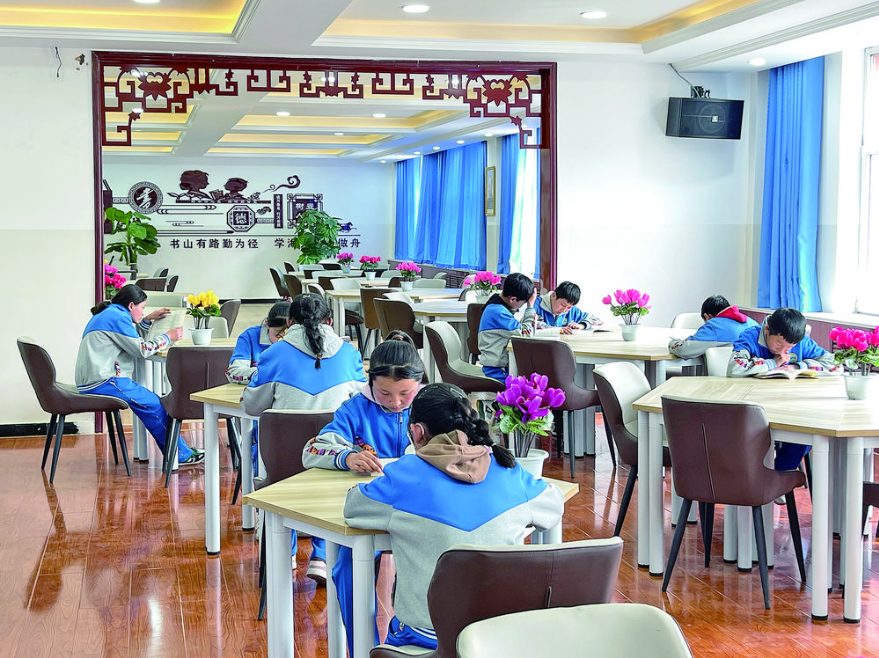 【祖國好 家鄉美】青海黃南:特色課程進校園