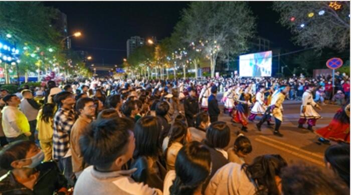 �����cȼ�����ο͟���