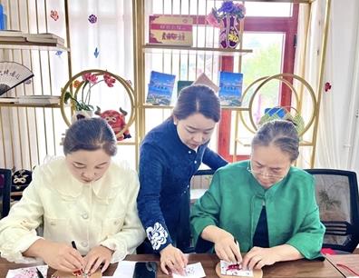 讓青繡走向更廣闊舞臺