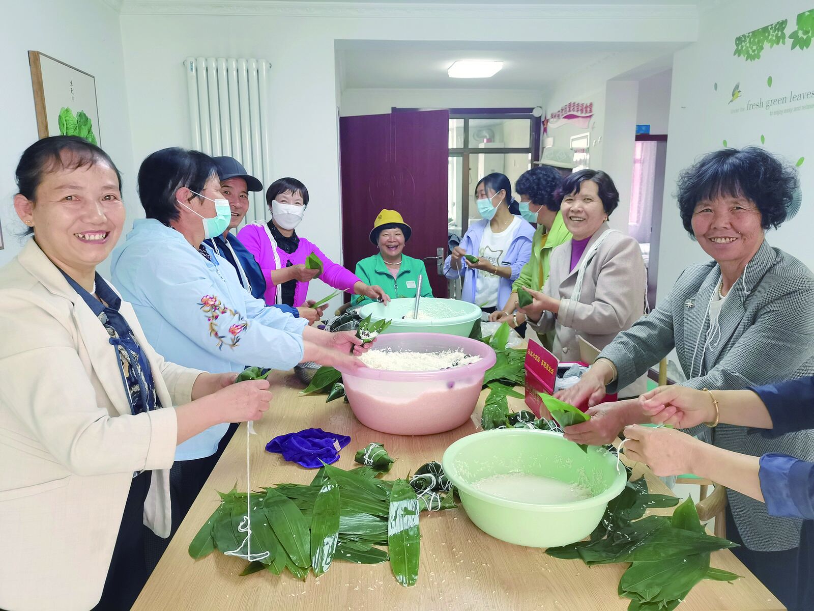 【鑄牢共同體 中華一家親】康川綻放“團(tuán)結(jié)花”