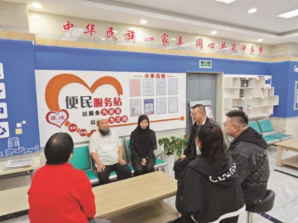 ���T�ι�ͬ�w ���Aһ���H����������·��^(q��)�����Cһ���H �`�ňF(tu��n)�Y(ji��)��