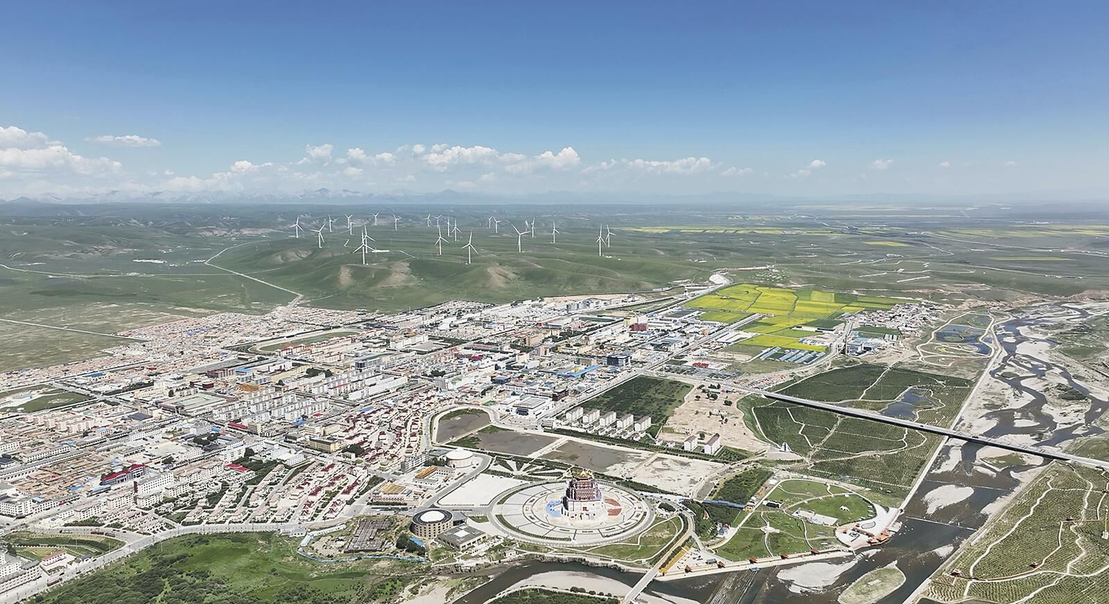 【兩會特刊·會內會外】奏響城鄉區域“融合曲” 繪就協調發展“全景圖”