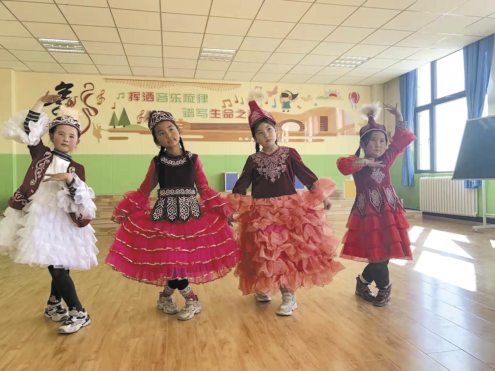 QQ�DƬ20250311062758