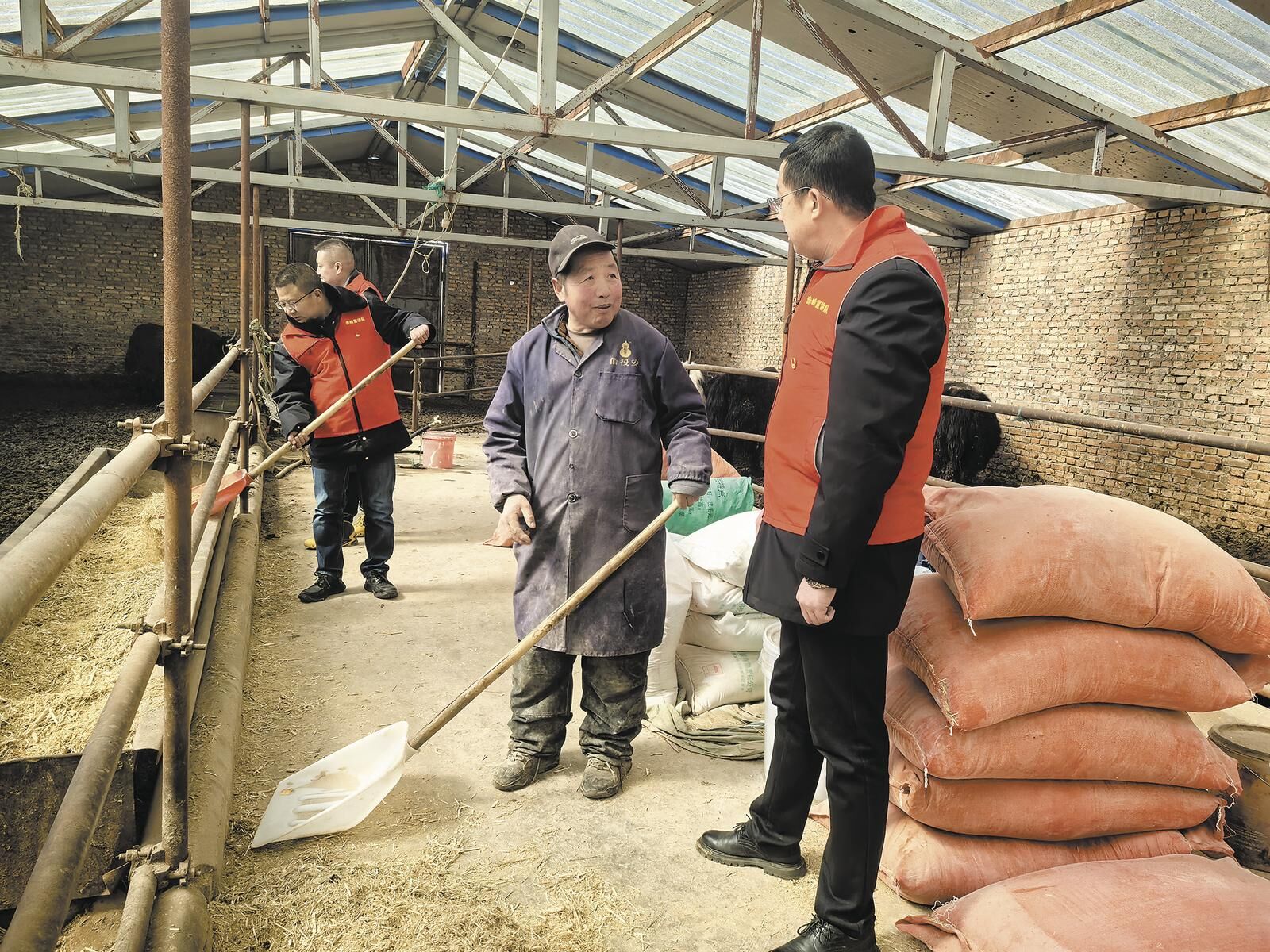 【一宣三促·萬名干部下鄉】站著暄一暄,都是好消息