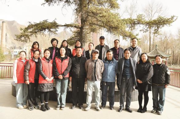 那一刻 一股強大力量瞬間聚合