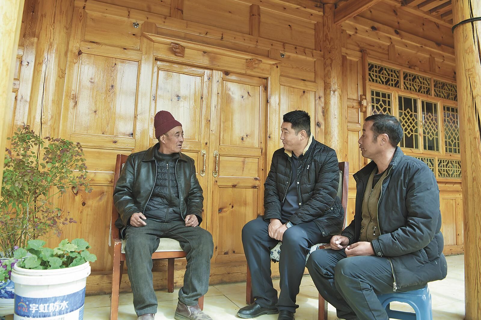 【感黨恩 聽黨話 跟黨走·和諧青海行】山坳深處的溫暖力量