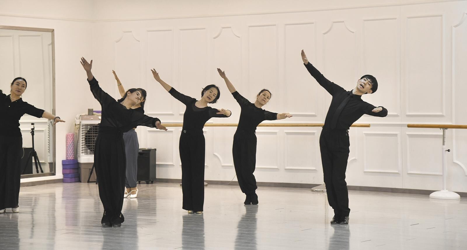 QQ�DƬ20250409055332