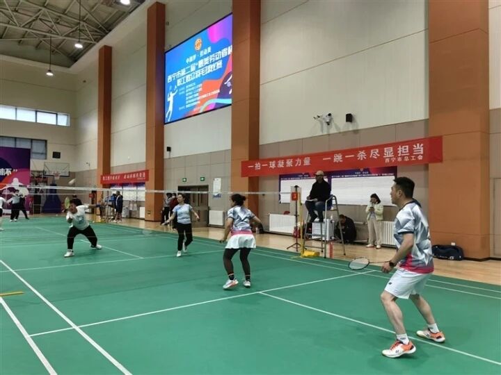 �������e�k�ڶ�����Ⱥ����ë���ِ