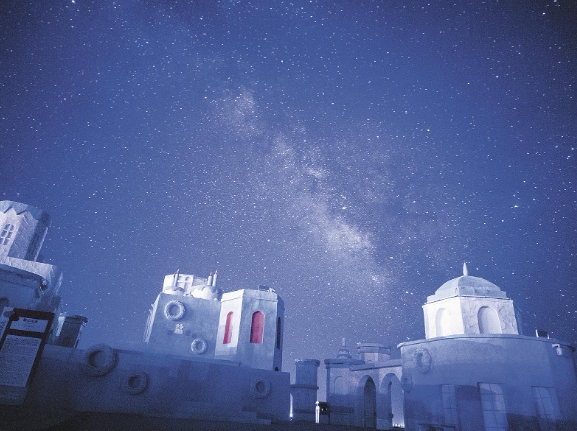 �Ї������֮�R�迨�}��