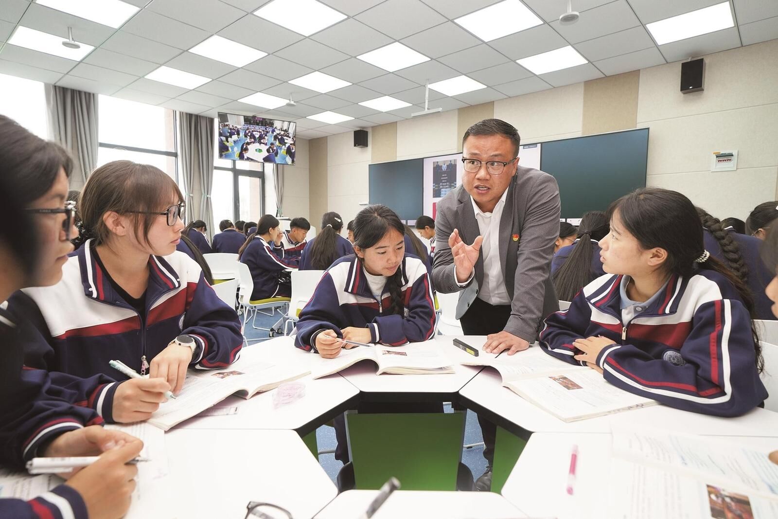 QQ�DƬ20250621063712