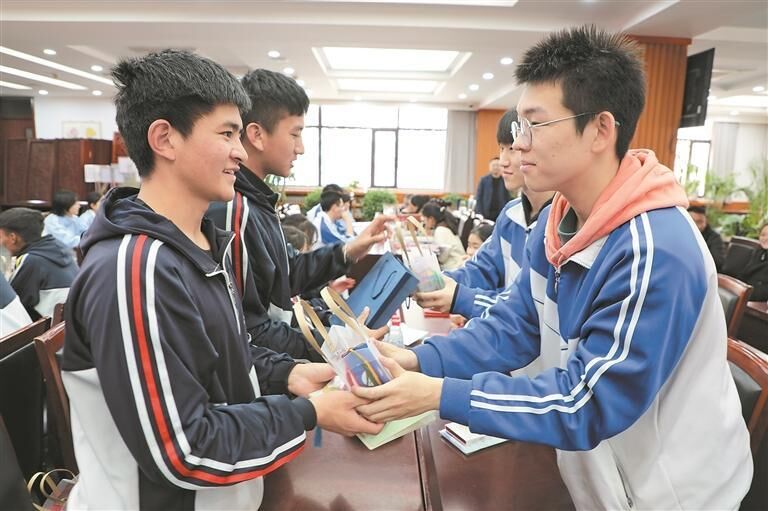 QQ�DƬ20250703061857