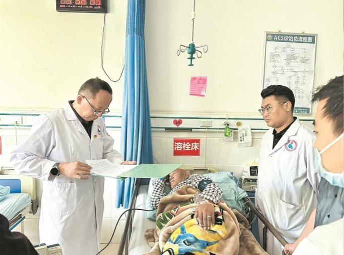 ��ɽ��ͬ�� �����ຣ������ʹ�ص����K����Ҳ�������@�����Ԯ����£�11��