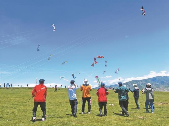 2025年中國·西寧高原國際風箏邀請賽啟幕