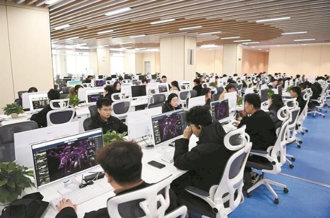 【新時代 新征程 新偉業·高質量發展調研行】“穩進答卷”背后的韌性與溫度——解讀青海省前三季度經濟“成績單”