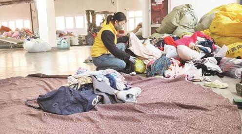 ���f���� ���׃�U�錚