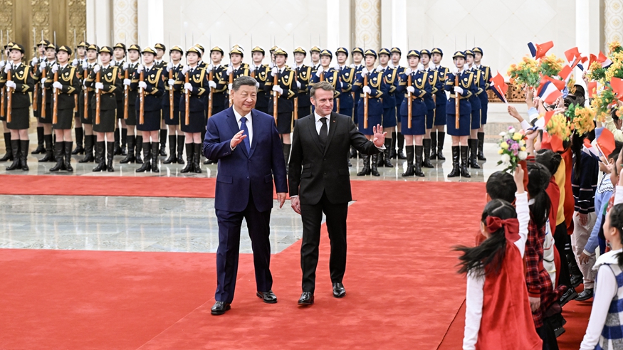 ��(x��)��ƽͬ����(gu��)���y(t��ng)�R�����e�Е�(hu��)Մ